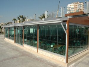 Cerramientos de terrazas para bares en Vitoria