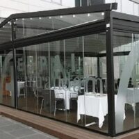 Cerramientos de terrazas para bares en Vitoria