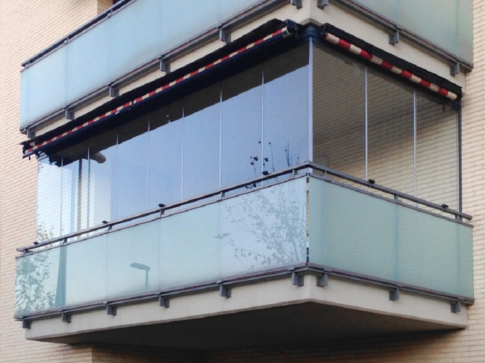 Cortinas de vidrio en Vitoria-Gasteiz
